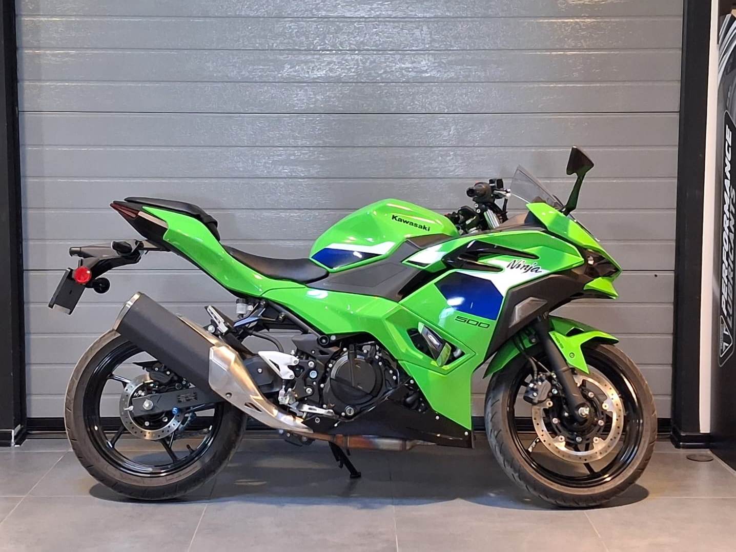 Motocicleta Kawasaki Ninja 500 SE Second 2026